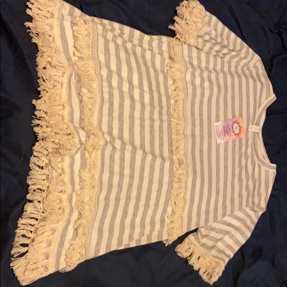 Fringed top